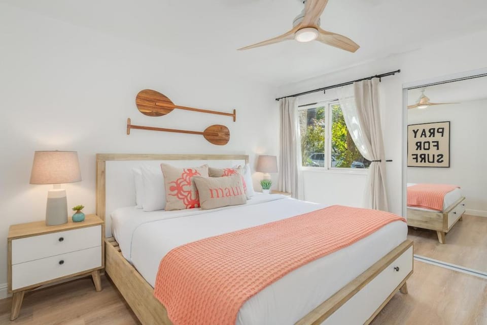 Relax Recharge Whale Watch OceanFront 2BD - Napili Point B37 House in Kapalua