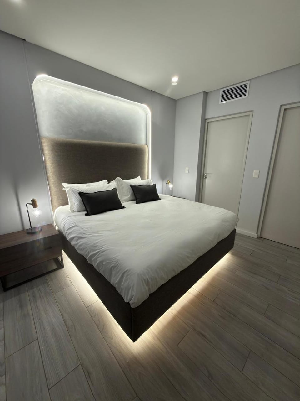 Bed, Photo of the whole room, Bedroom, wardrobe