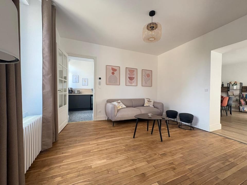 Nuit D'or - La Bulle Fleurie - Stay & Pro Villa in Epernay