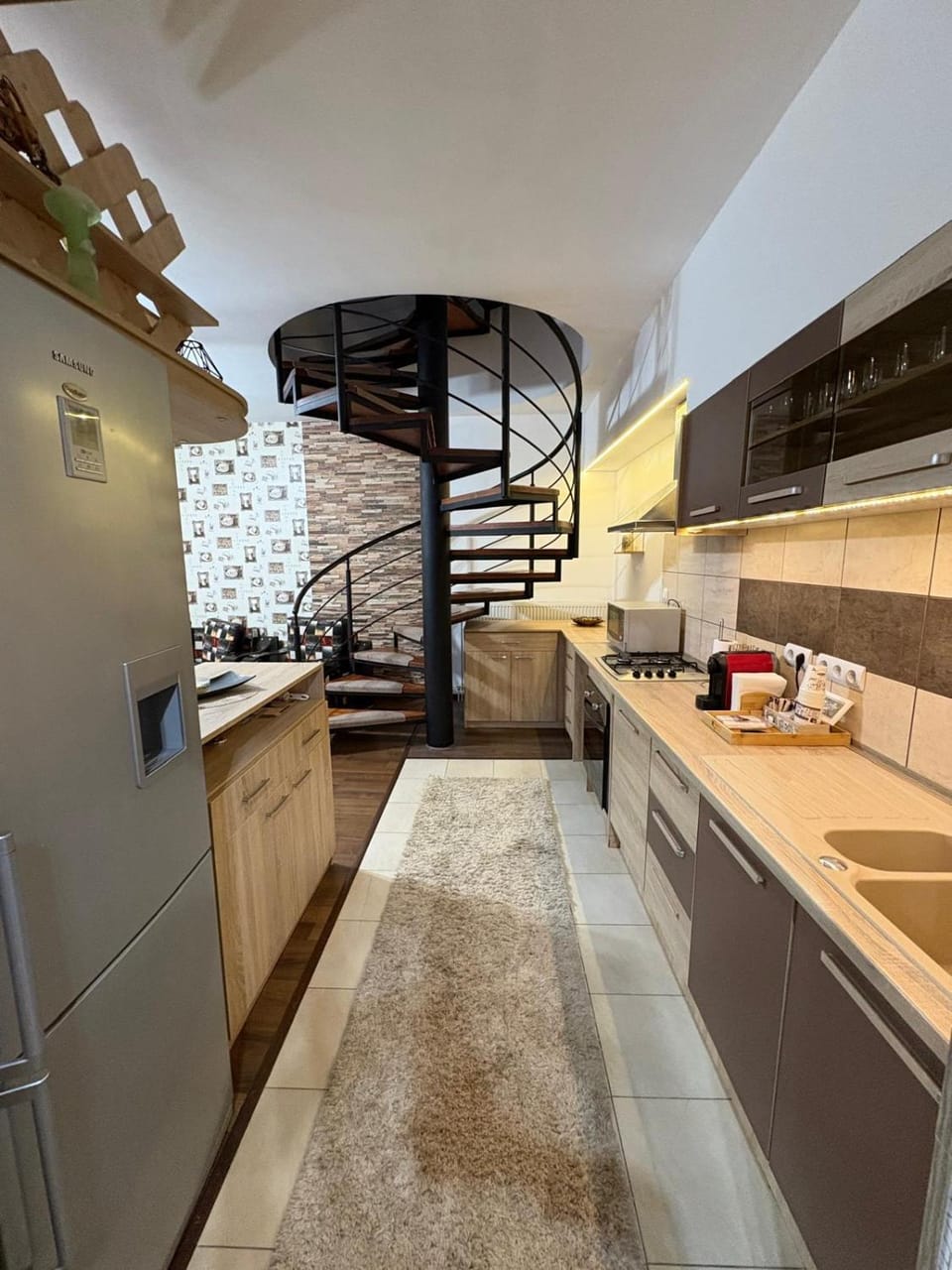 Kitchen or kitchenette