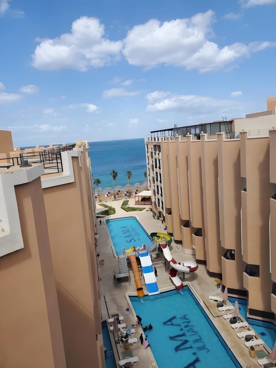 Day, View (from property/room), Pool view, Sea view, Swimming pool, sunbed