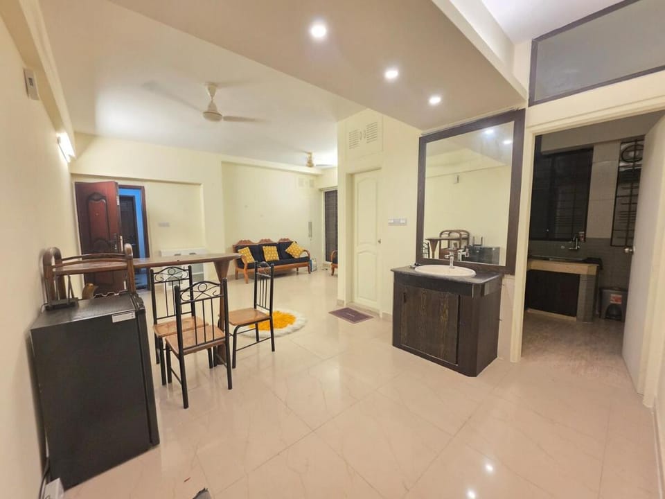 mirpur dohs 3 bed privecy friendly 1300sf flat Apartment in Dhaka