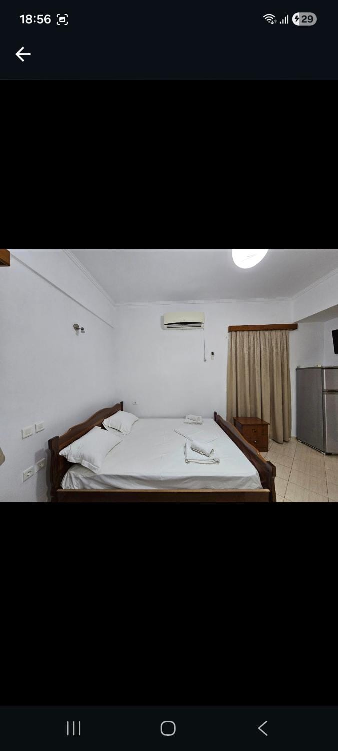 Emma Guest House House in Ksamil
