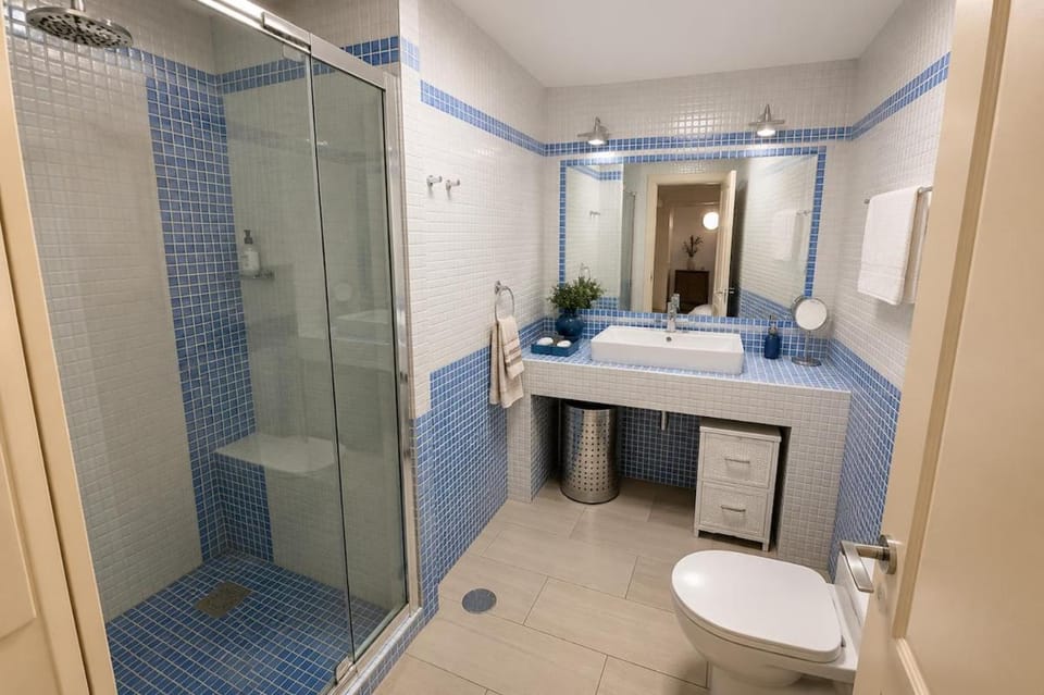 Nordic Sun Pool Retreat Apartment in Fuengirola