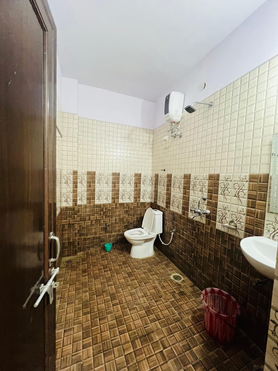 Hotel Sk place Hotel in Uttar Pradesh