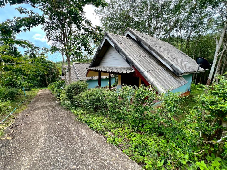 Dena house Hotel in Phang-nga Changwat