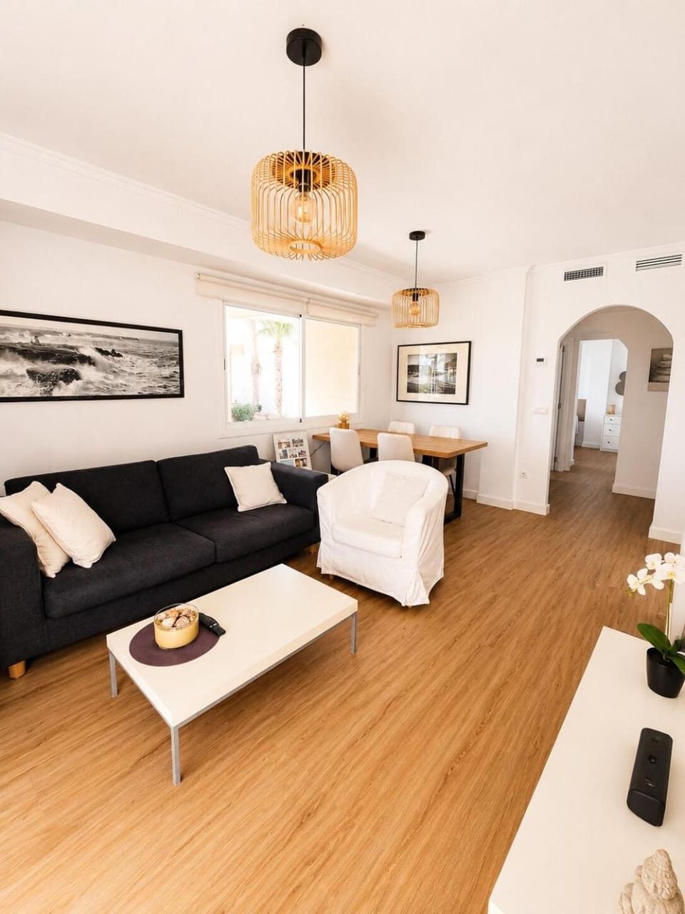 Living room, Seating area