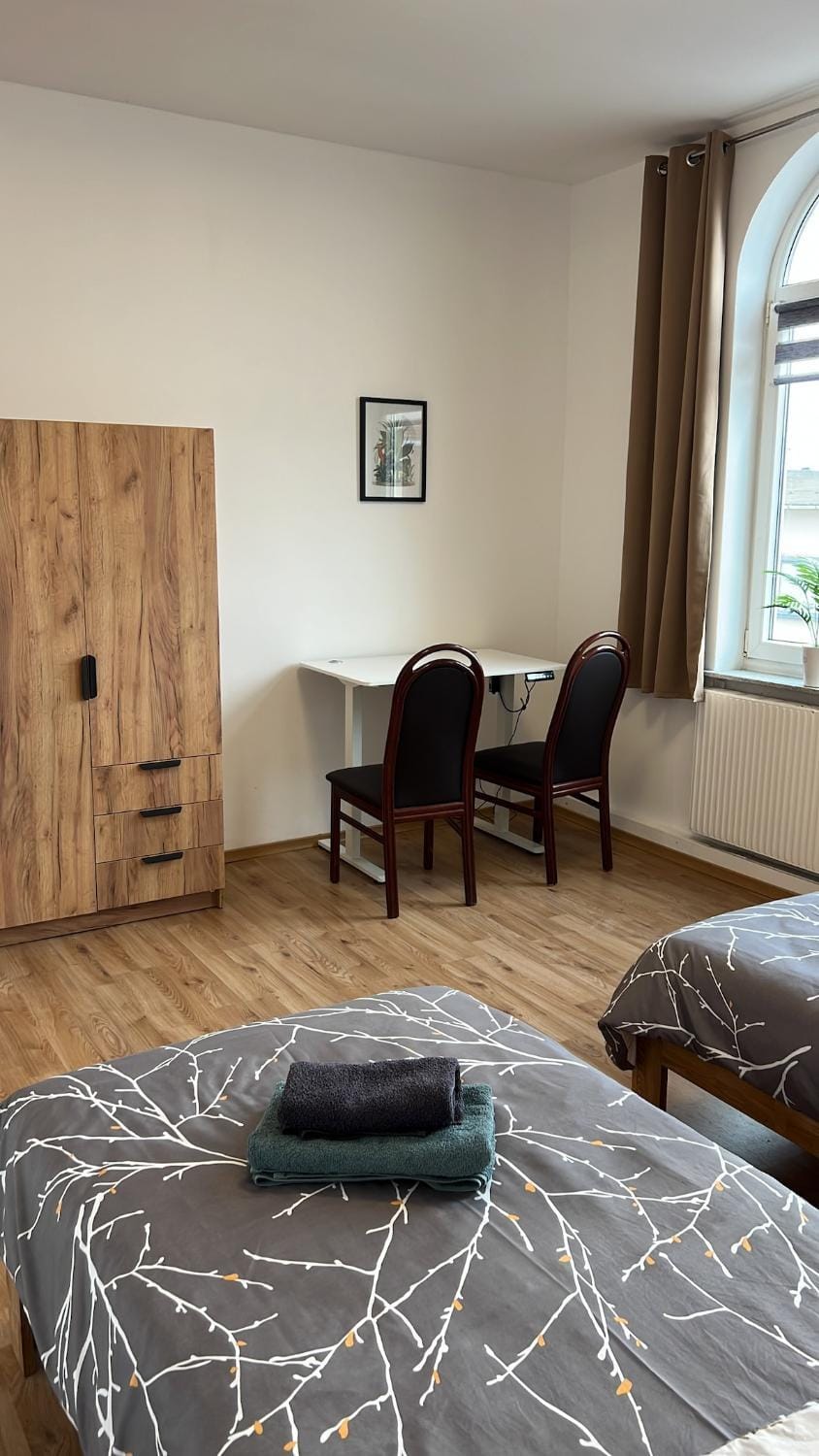 Bed, Photo of the whole room, Seating area, Bedroom, wardrobe