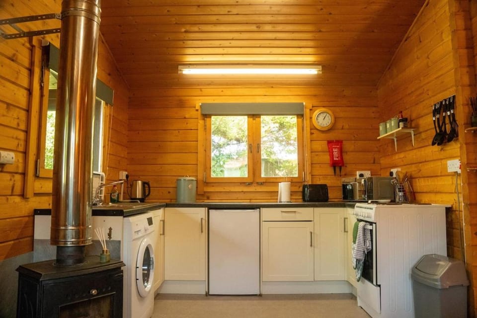 Cosy Orchard Cabin with wood burning stove Cabin in County Waterford