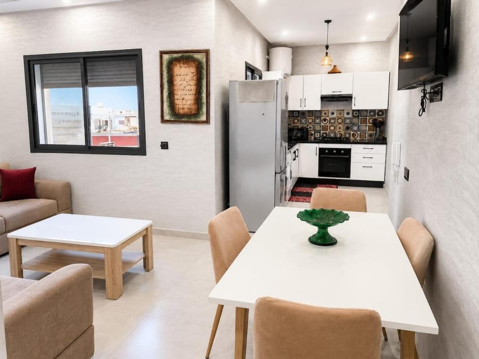 2 Bedroom Apartment 1min from the beach Wi-Fi Parking Apartment in Rabat-Salé-Kénitra