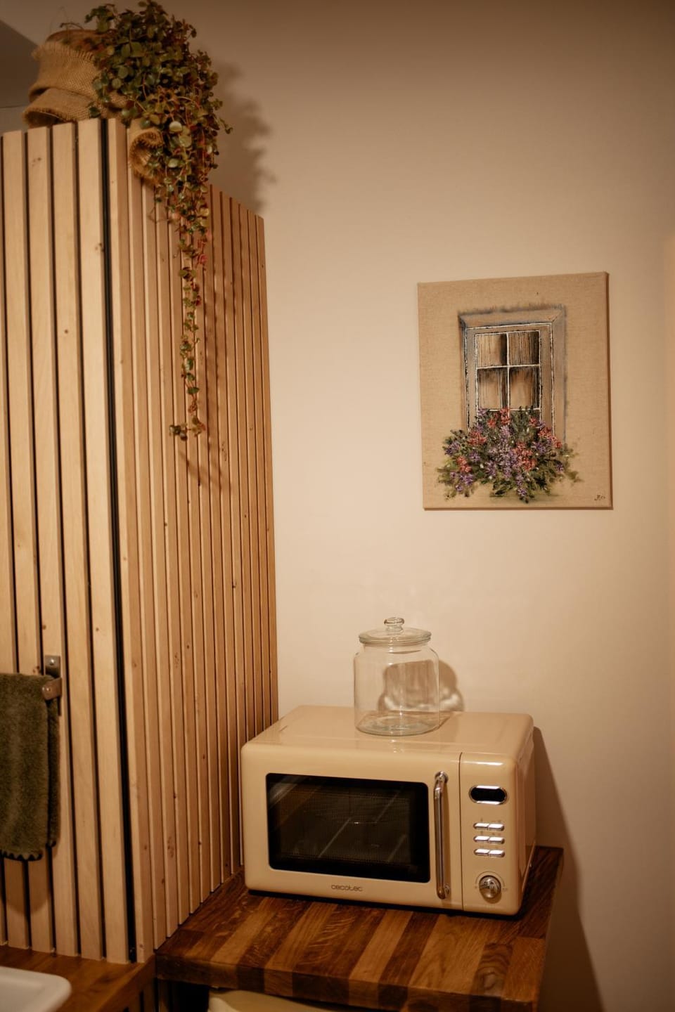 Pierres et lavandes Jacuzzi,Sauna et petit-Dejeuner House in Occitanie
