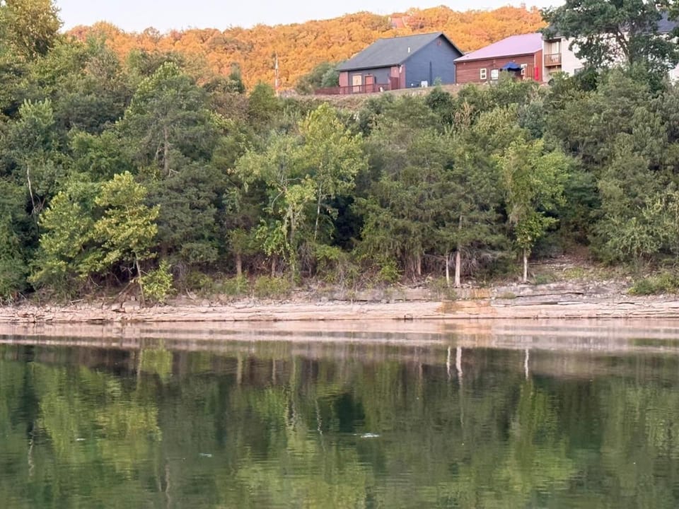 Hot Tub Lake View Eureka Springs Lakehouse House in Carroll County