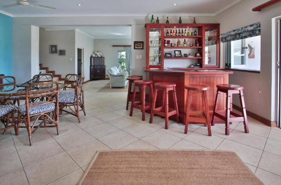 Dolphin Cottage House in KwaZulu-Natal