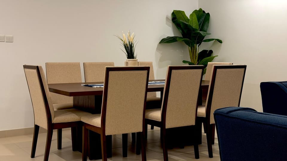 Living room, Seating area, Dining area