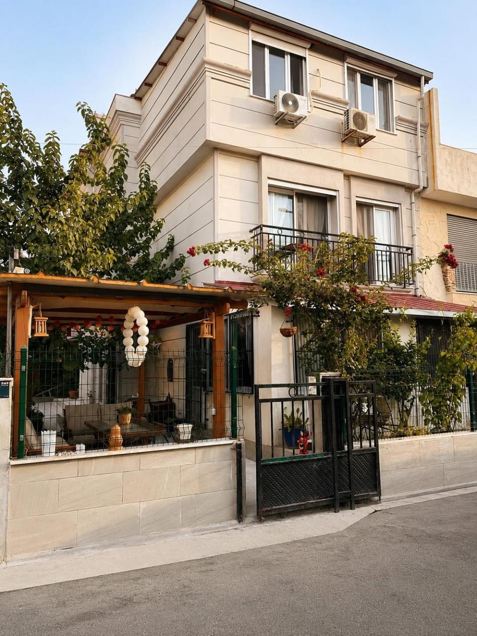 Özgün Apartment in İzmir Province