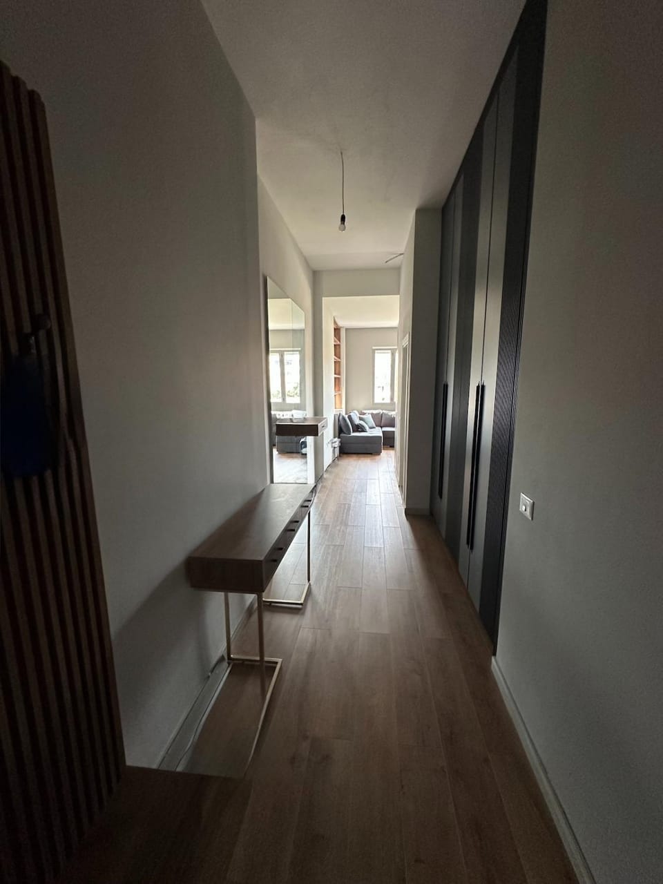New Central Vlora Mountain View Retreat Apartment in Vlorë