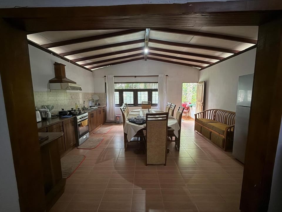 Charming House in Kandy House in Gangawatakorale