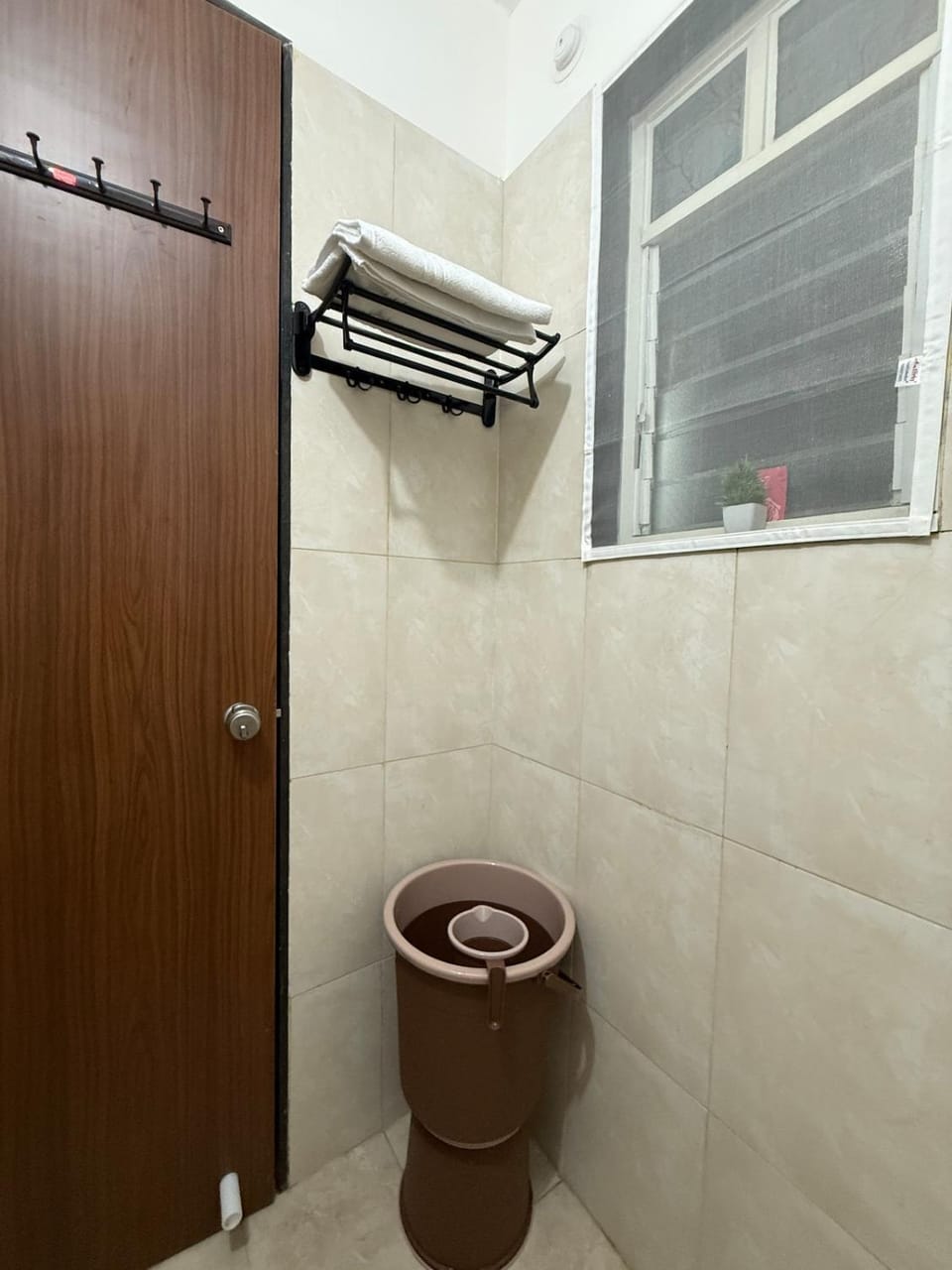 Shower, Bathroom, towels