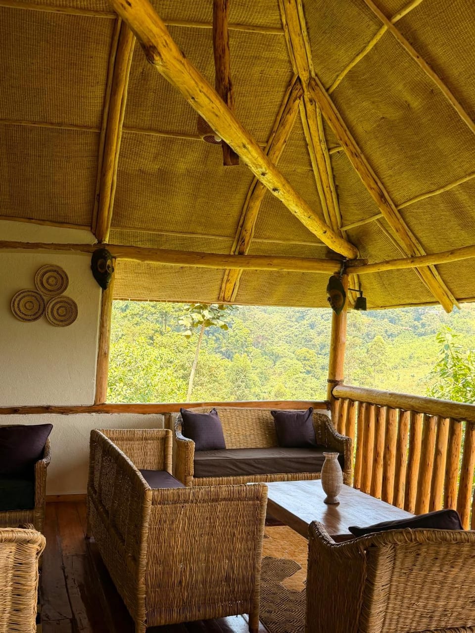 Riverside Gorilla Lodge - Bwindi Nature lodge in Uganda