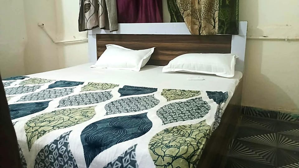 Govind Dham Home Stay Bed and Breakfast in Uttar Pradesh