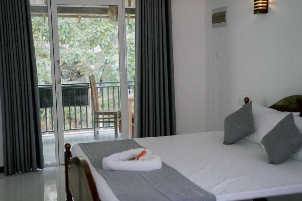 Pearl Nest Villa Bed and Breakfast in Ahangama