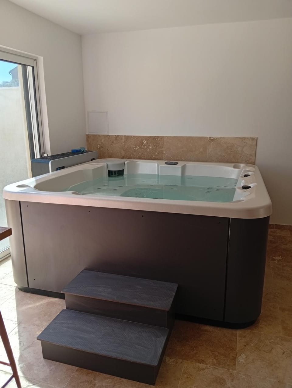 Hot Tub, Spa and wellness centre/facilities