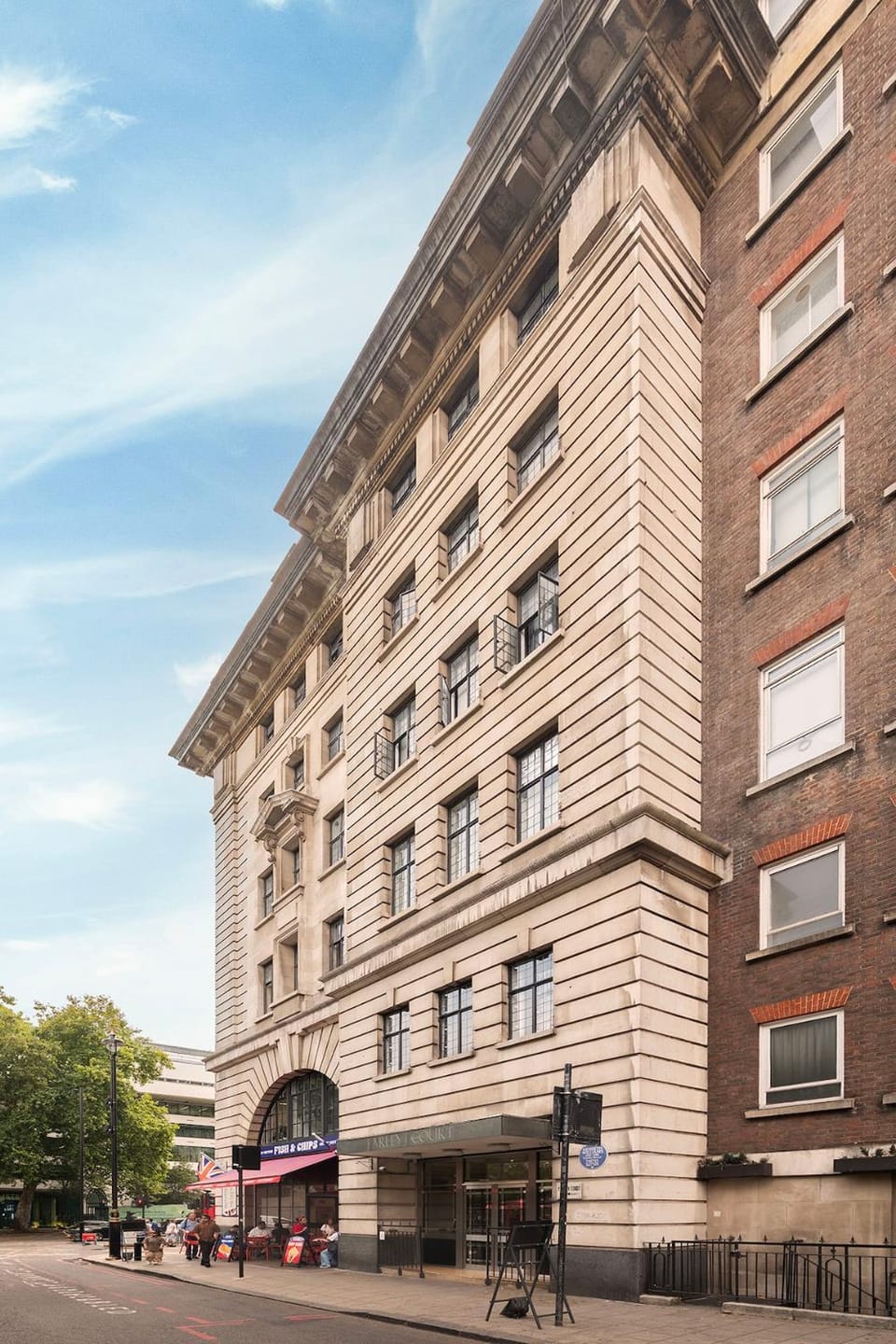Spacious 4 Bed Baker Street Apartment in City of Westminster