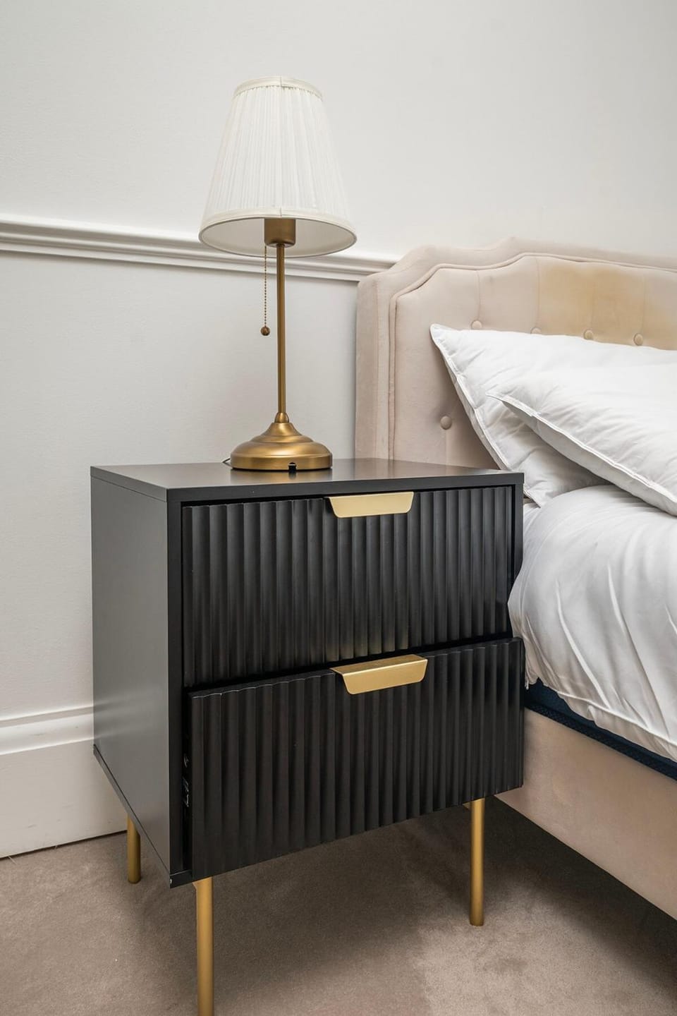 Spacious 4 Bed Baker Street Apartment in City of Westminster