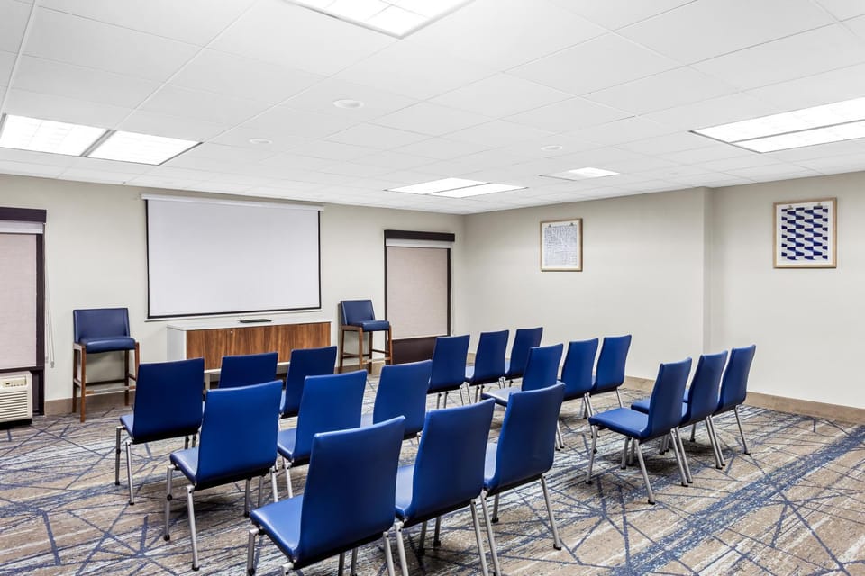 Meeting/conference room