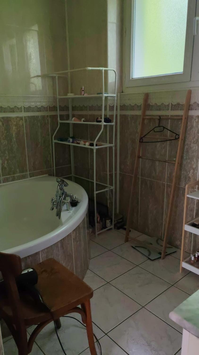 Bathroom, Bath