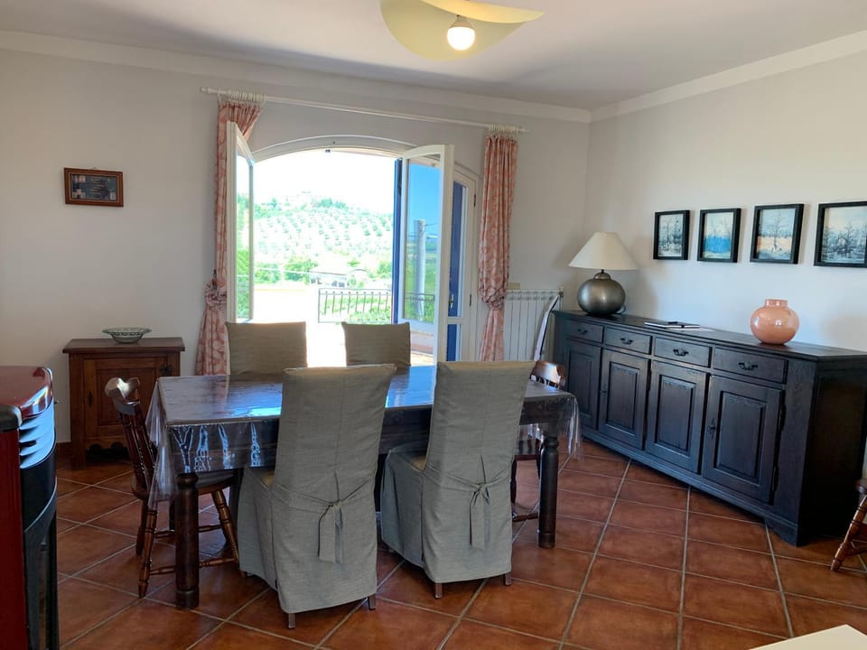 CasaVitaNuova, 4 pers apartment with a view Apartment in Abruzzo
