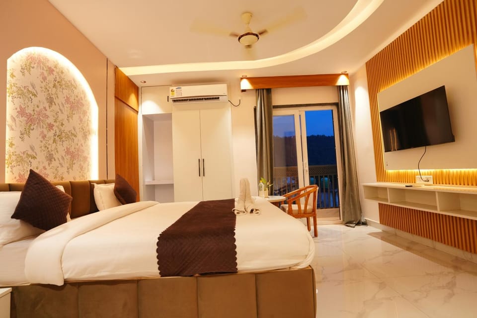 Hotel Ayushman Ganga Hotel in Rishikesh