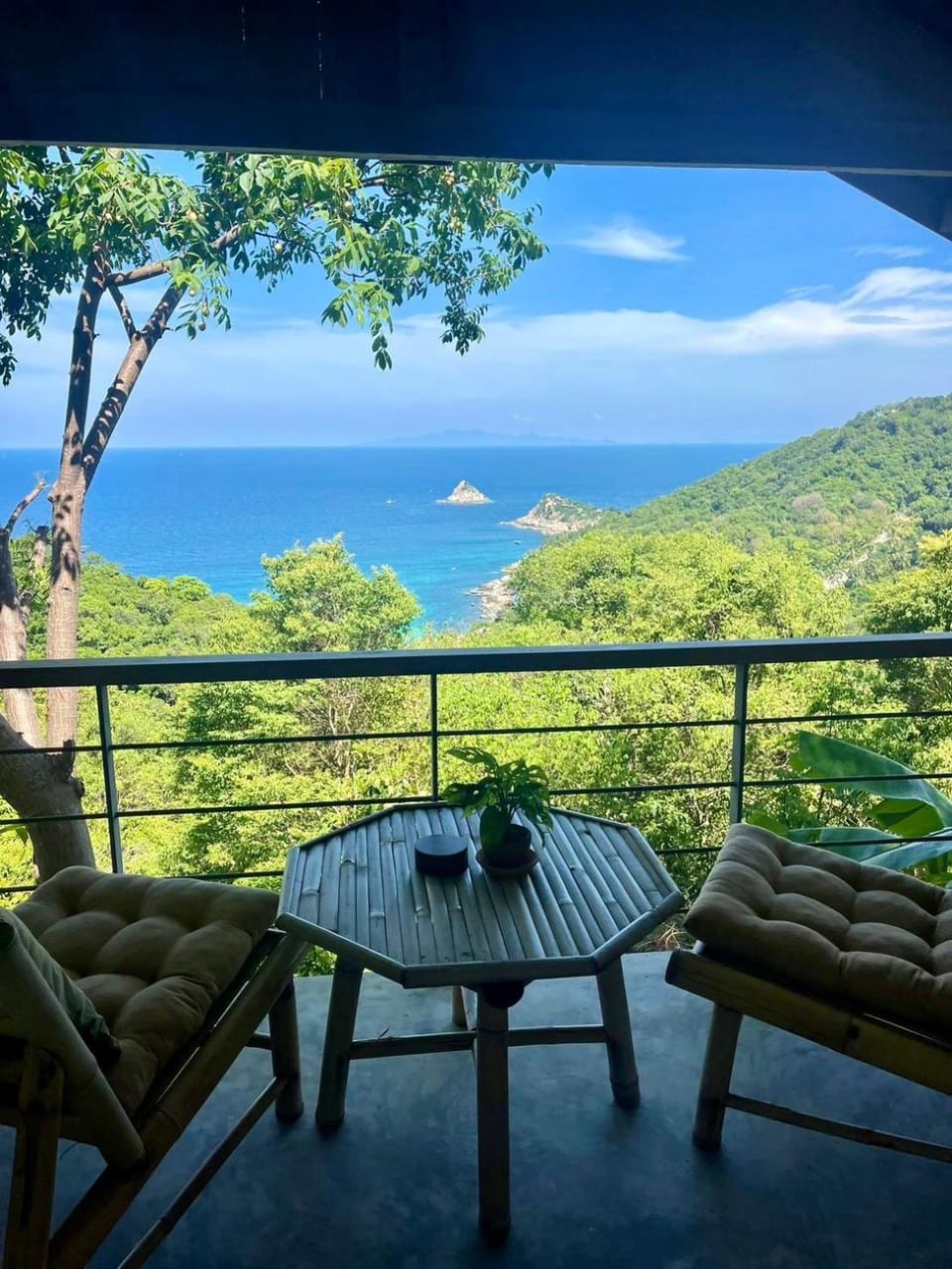 Seamonkey Kohtao Resort in Ko Tao