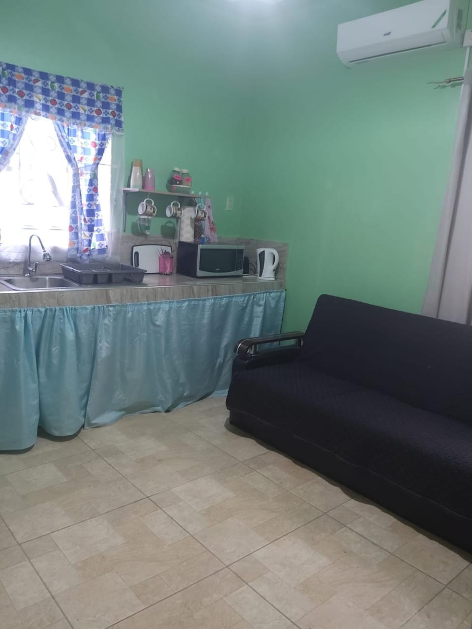 Panzeanas Lodge Apartment in Portland Parish