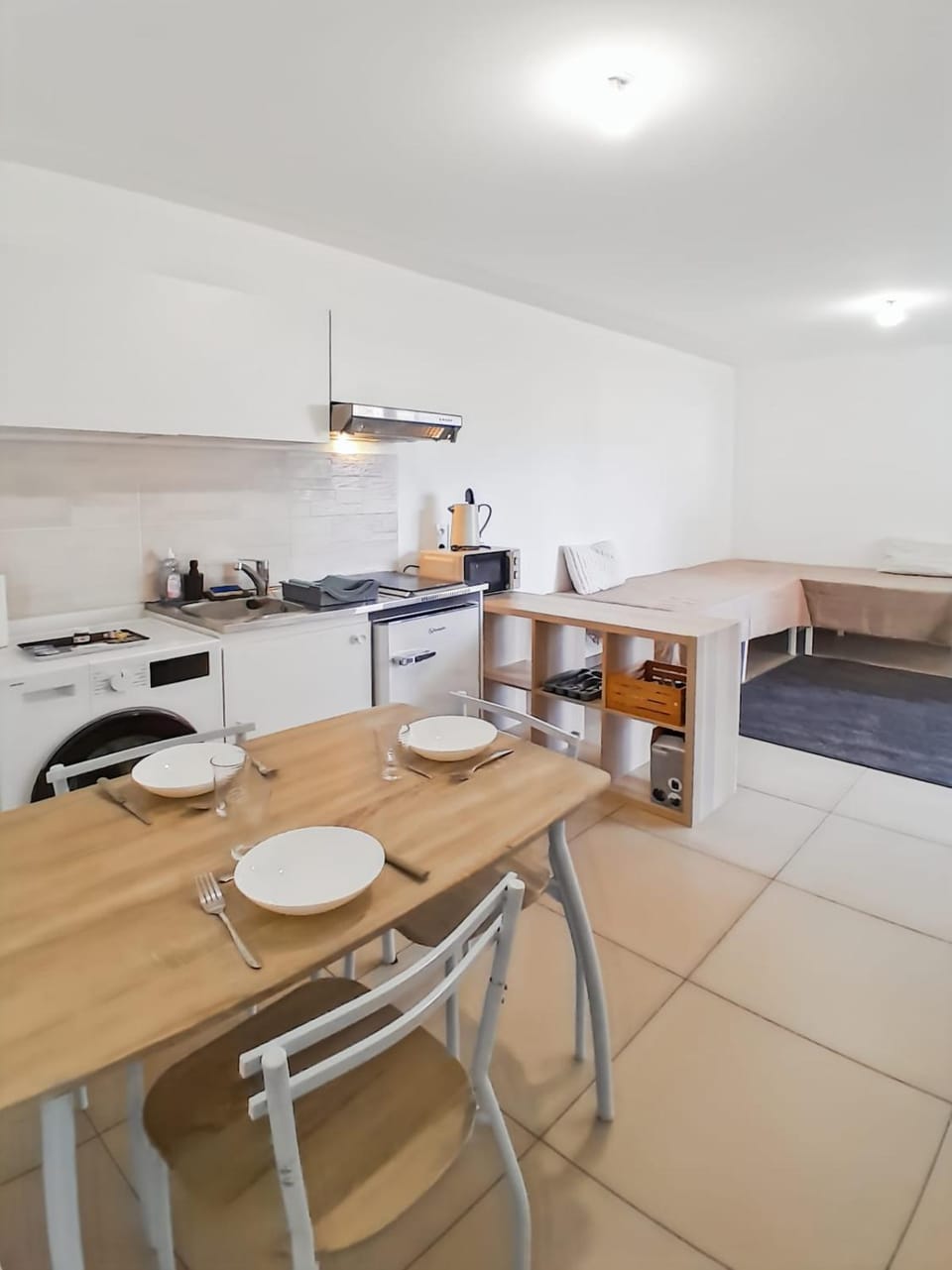 Kitchen or kitchenette, Living room, Dining area, stove