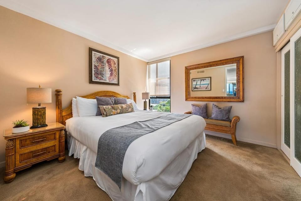 SUMMER SALE! OceanFront 1BD Kaanapali Beach Ocean Views - MK 808 House in Kaanapali