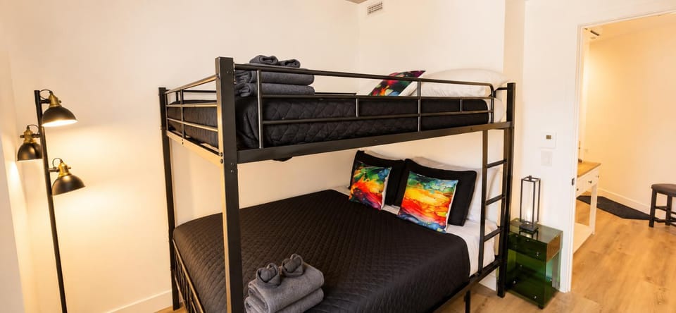 Quebec Funky 2BR Condo 10min Old Quebec AC Apartment in Quebec City