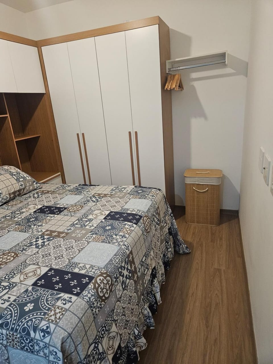 Bed, Photo of the whole room, Bedroom, wardrobe