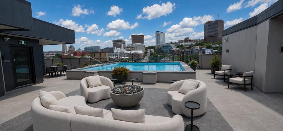 3BR Condo & 2 Bathrooms 10 min Old Quebec AC Apartment in Quebec City