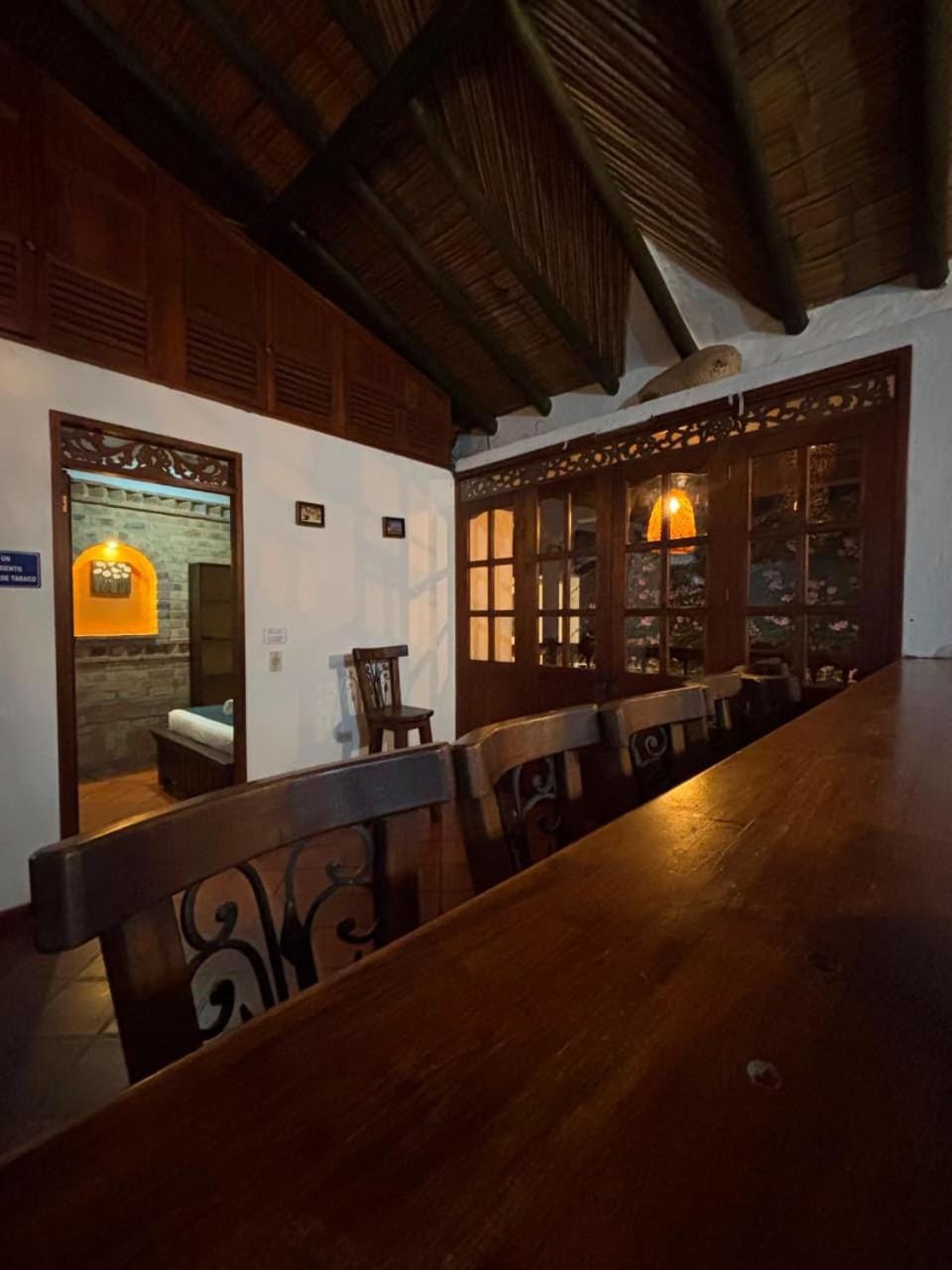 Seating area, Breakfast