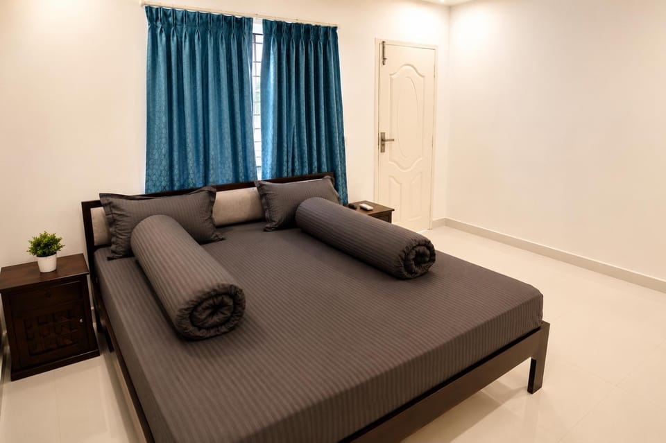 T Nagar -F1- 2BHK Aparthotel Shopping central Apartment hotel in Chennai