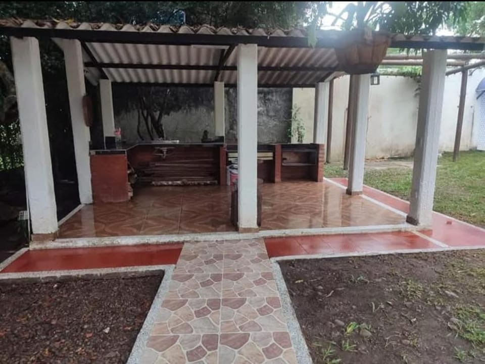 El triunfo 1 House in Cundinamarca, Colombia