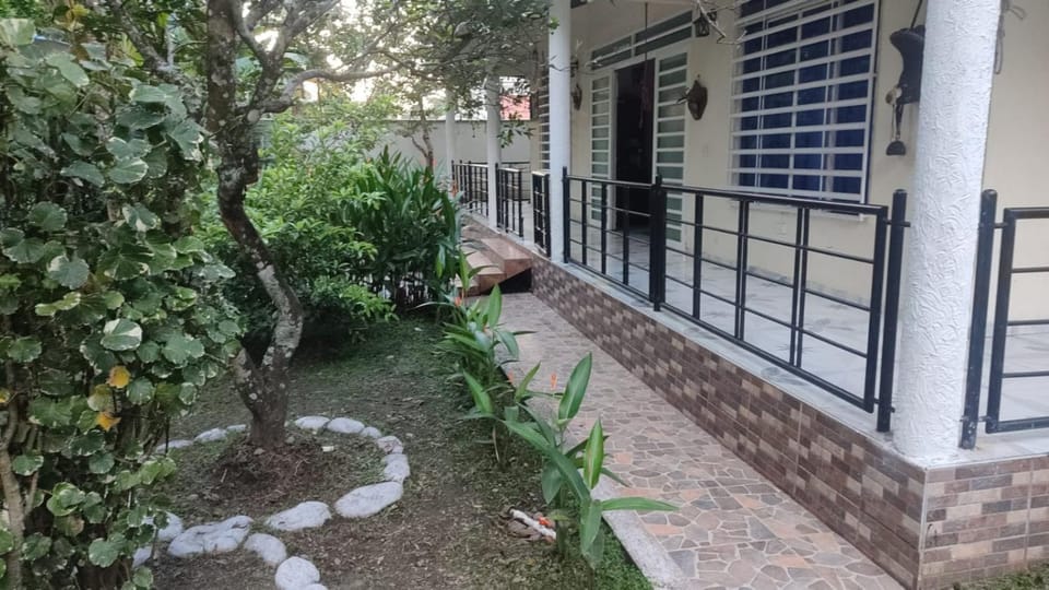 El triunfo 1 House in Cundinamarca, Colombia