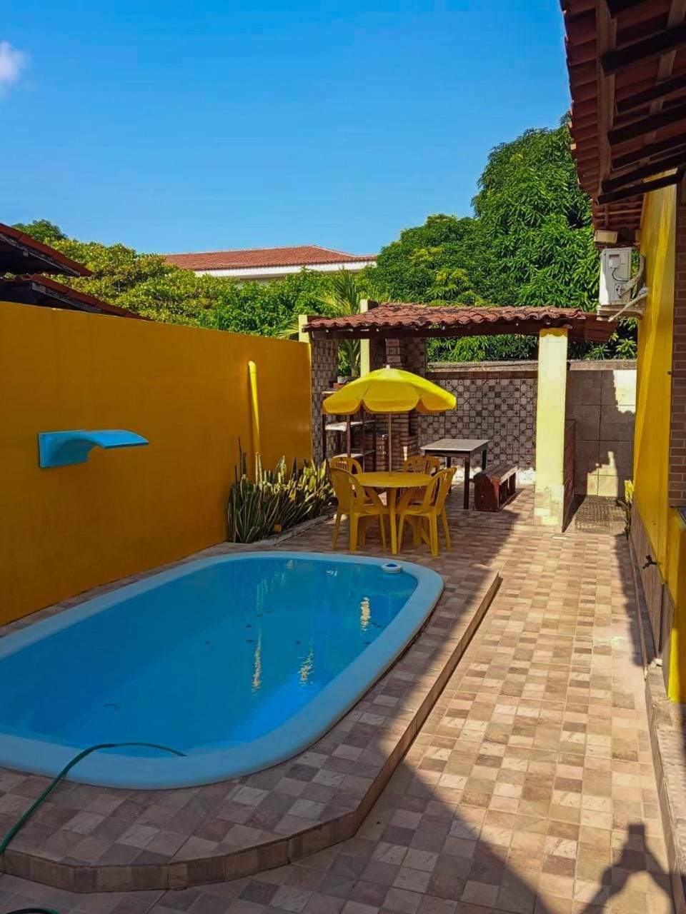Patio, Day, Natural landscape, Swimming pool