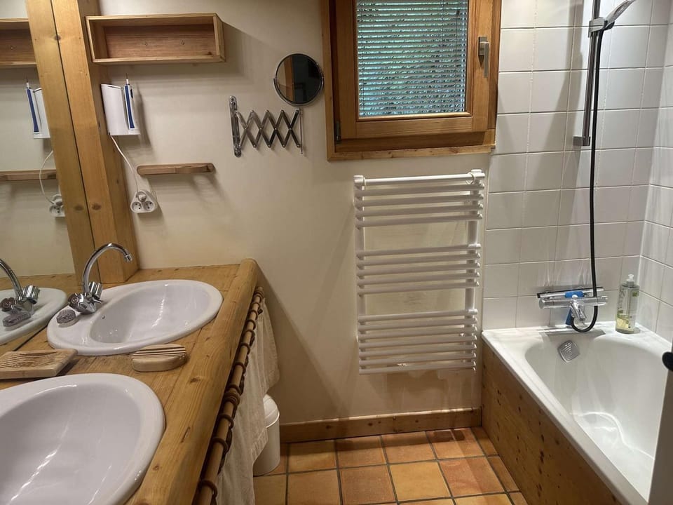 Chalet lumineux calme - 11 pers. - FR-1-572-360 Chalet in Arâches-la-Frasse