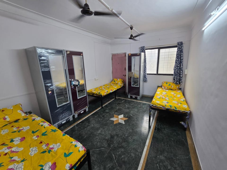 Grace Living Girls Hostel Apartment in Pune