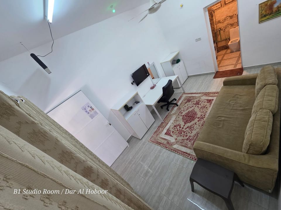 B1 Studio Room - Dar Al Hoboor - Muscat - Oman - Serviced Apartment - private Kitchen & Bathroom - Ground Floor - Free Parking & WiFi ب1 غرفة استديو - دار الحبور - مسقط - عمان - مفروش - مطبخ وحمام خاص - الدور الأرضي - مواقف مجانية - واي فاي Apartment in Muscat Governorate, Oman