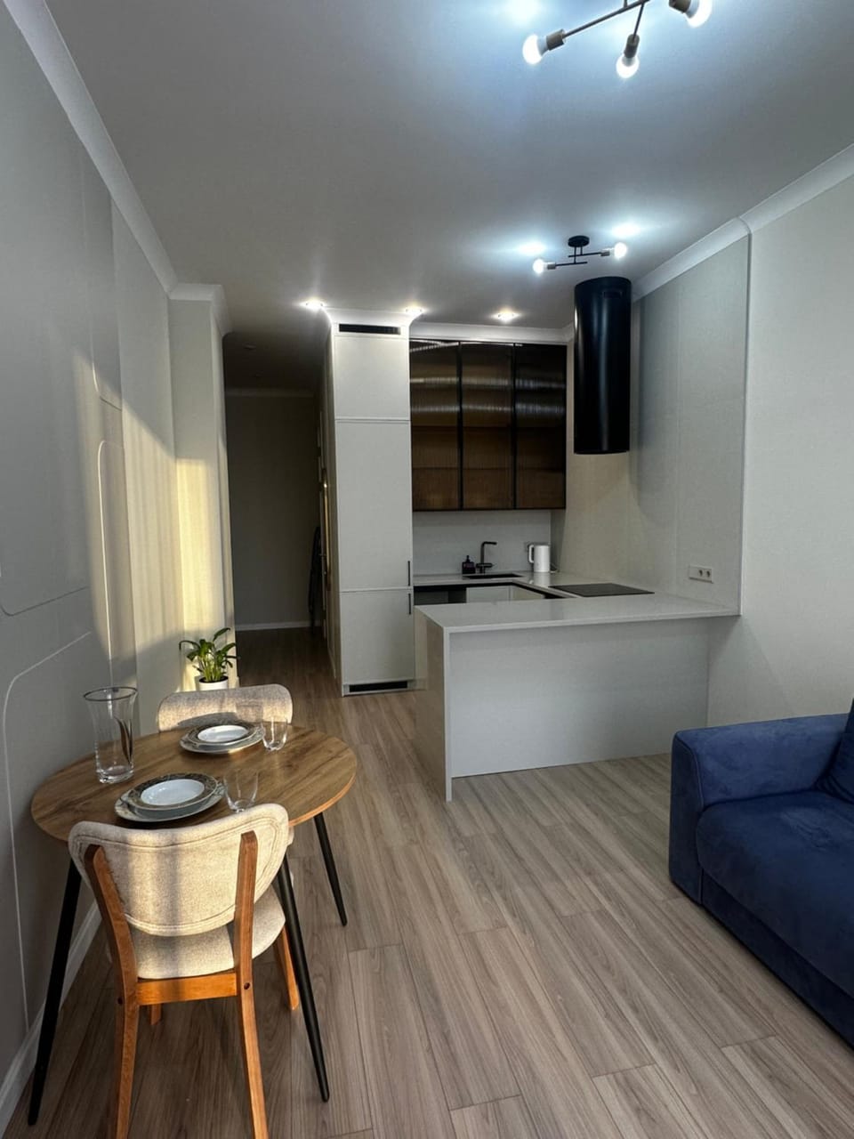 Kitchen or kitchenette, Seating area