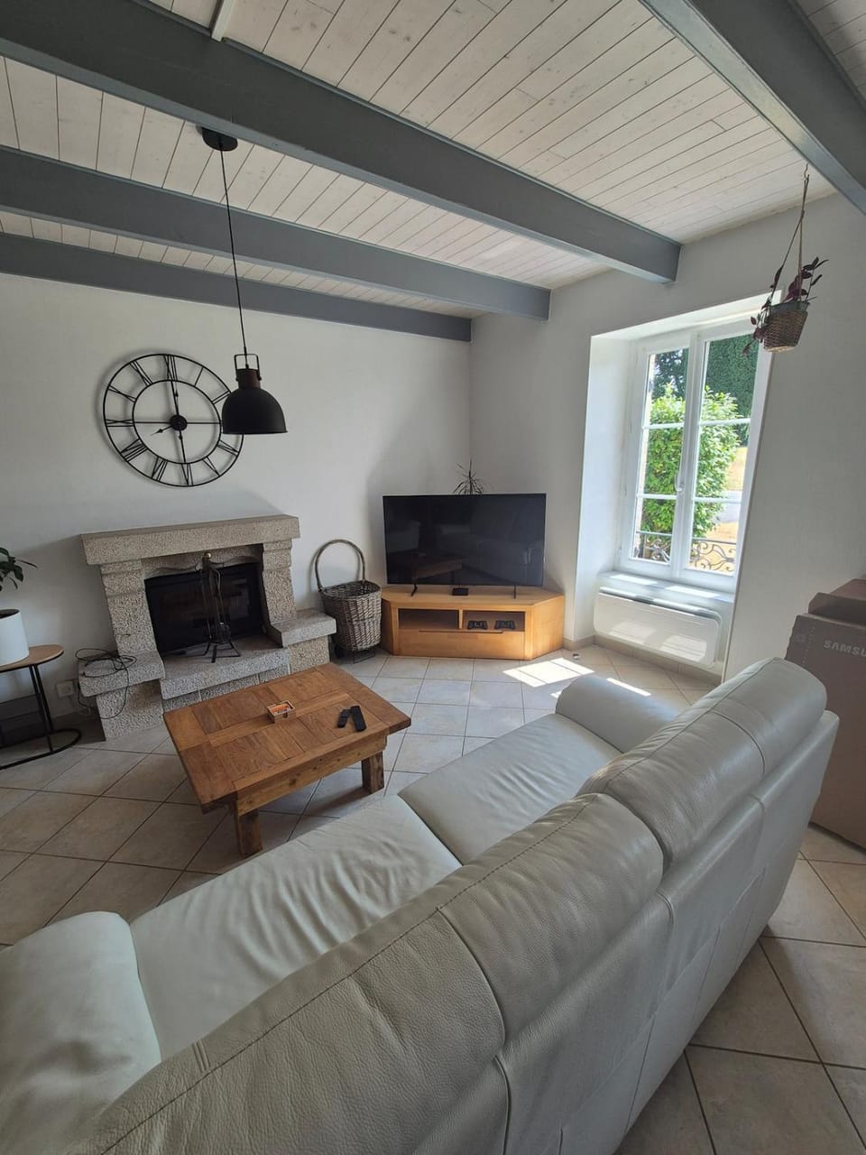 Communal lounge/ TV room, TV and multimedia, Living room