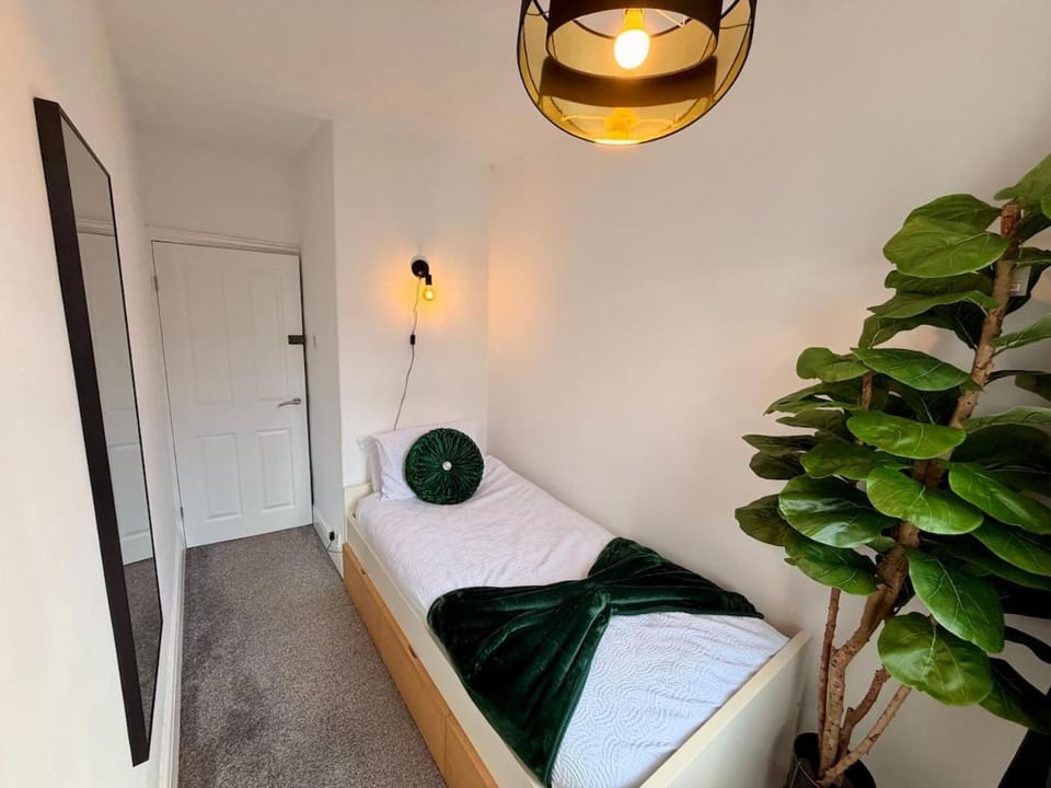Preston 3 bed house - Sleeps 7 - Free Parking House in Preston
